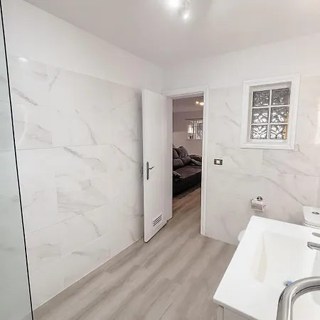 بيت للعطل Casa Con Terraza Privada, Atardeceres Y Barbacoa أرونا